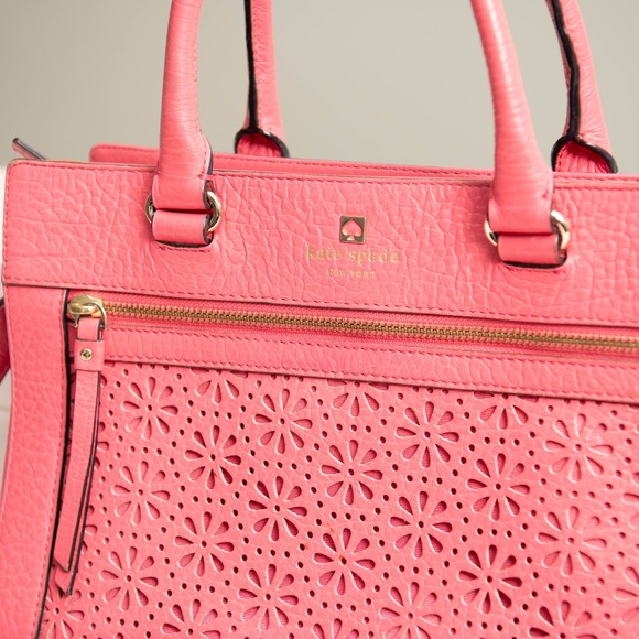 Kate Spade Purse Flamingo Pink Leather Crossbody Bag Laser Cut Flower BarbieCore - Picture 2 of 9